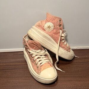 Converse Kid’s Lace Pink and Cream High-Tops